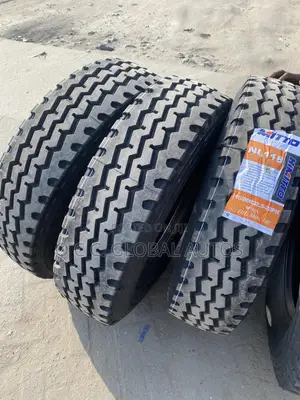 Truck Tire 315/80r22.5 HIMITTO Tire