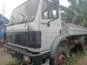 Mercedes Benz 6 Tyres Tipper With Auxiliary Tokunbo