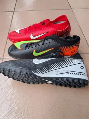 Nike Canvas Boot
