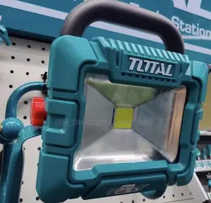 Total Lithium-Ion Portable Lamp