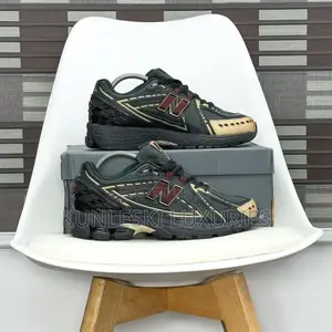 Original KITH X New Balance 1960R Black Green Sneakers