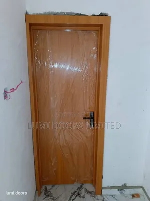HDF Wooden Door With Architraves