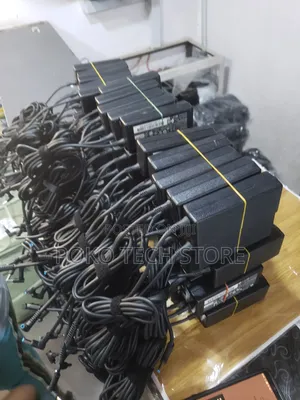 Original Blue Mouth Hp Laptop Charger.