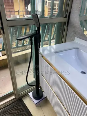 Bathtub Shower