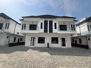 4bdrm Duplex in Ikota for sale