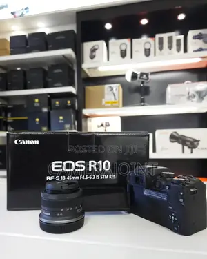Canon EOS R10 + 18-45mm F4.5-6.3 Is STM Lens