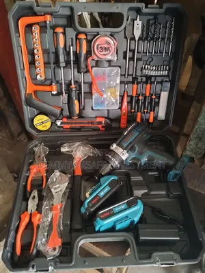 Bosch Cordless Impact Drill With Tools