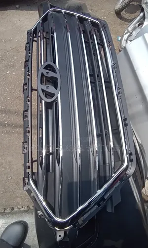 Front Grille Hyundai Elantra 2016/2017