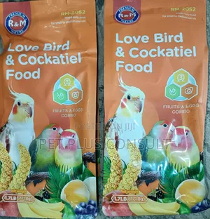 Love Bird And Cockatiel Parrot Food