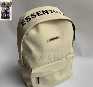 *Essentials Luxury Back Bag🎒🥶