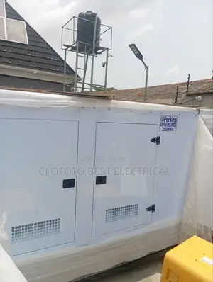 250kva England Perkins Lister Generator Soundproof 2 Years Warranty