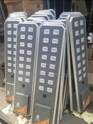 16eyes 5000w Felicity All-in-One Solar Street Light