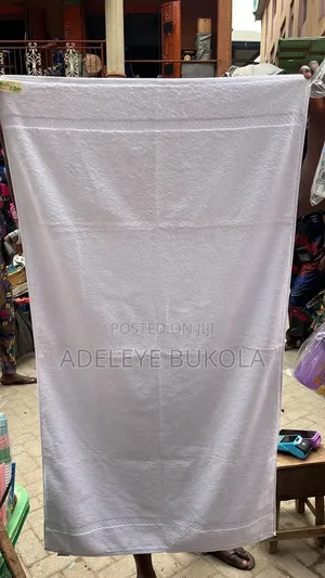 Quality White Thick Towel