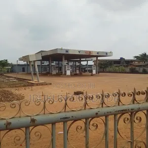 Filling Station With C of O, Valid DPR for Sale in Akute