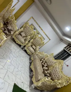 Zeal of Royal Sovereignty Sofa Chairs