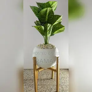 Metal Stand + Box Fiberglass Pot – 120cm in Height