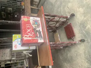 Roch Manual Sewing Machine