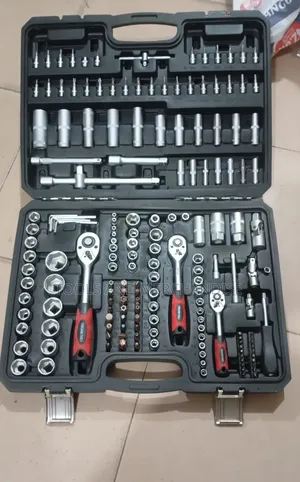 172pcs Ratchet and Socket Set (Chrome Vanadium)
