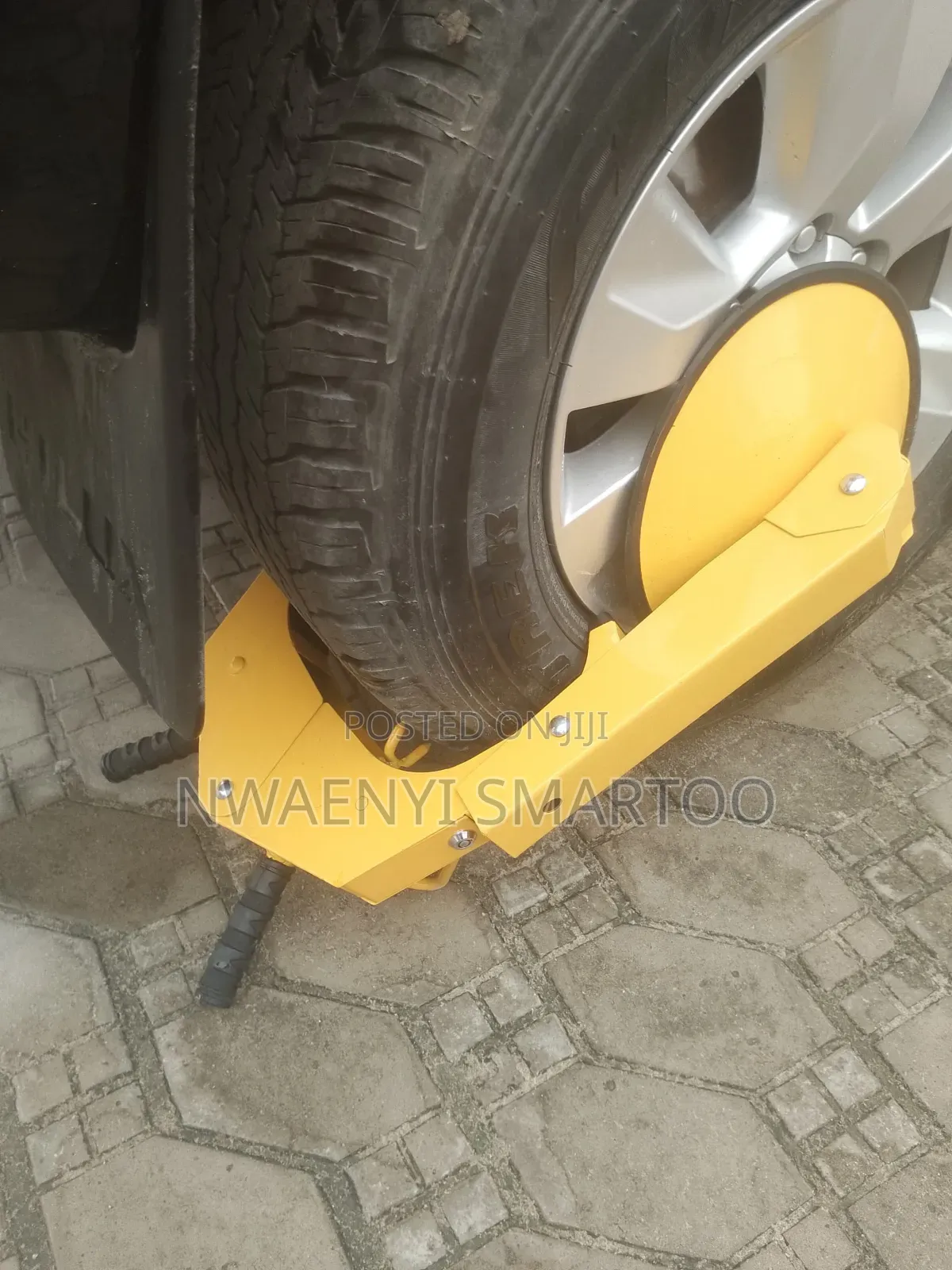 Vehicle Tyre Clamp