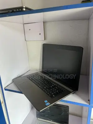 Laptop Medion Akoya P6685 4GB Intel Pentium HDD 500GB