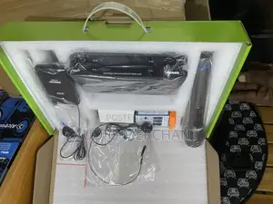 Shure Wireless Microphone For Clip And Handle