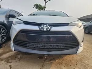 Toyota Corolla 2019 Silver