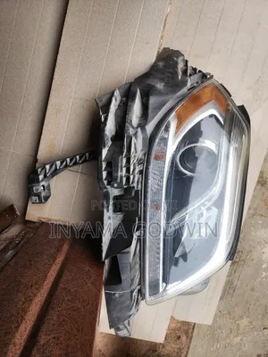 Gl 450, Gl 550 Direct Tokunbo Headlights