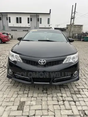 Toyota Camry SE V6 4dr Sedan (3.5L 6cyl 6A) 2012 Black