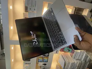 Laptop Apple MacBook Air 2024 M3 13-Inch 8GB Apple M3 SSD 256GB