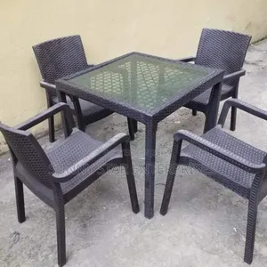 High Quality Executive Set of Chair for Restaurants, Bars