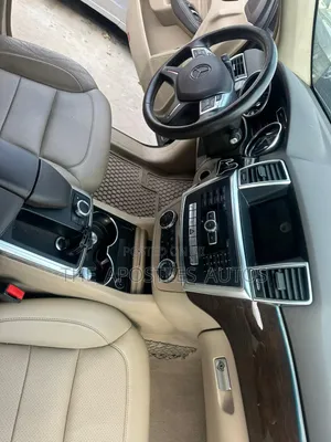 Mercedes-Benz M Class 2014 Brown
