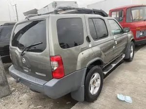 Nissan Xterra Automatic 2004 Gray