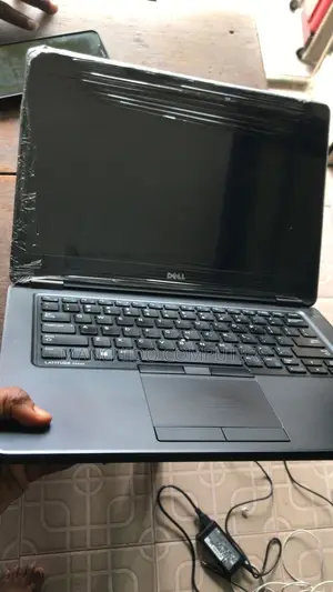 Laptop Dell Latitude 5450 8GB Intel Core I5 SSD 256GB