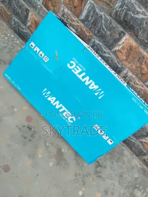 The Mantec (Ma-3-T026) Auto Ignition 3 Burners Gas Cooker