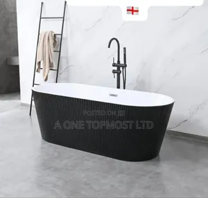Acrylic Bathtub (Black White)