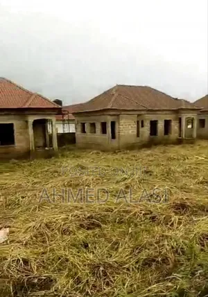 3bdrm Bungalow in Adron Treasure Phase, Shimawa for sale