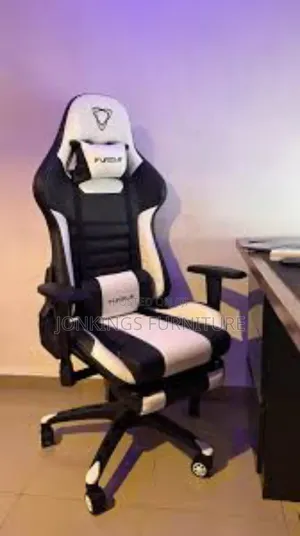 High Class Furgle Swivel Chair