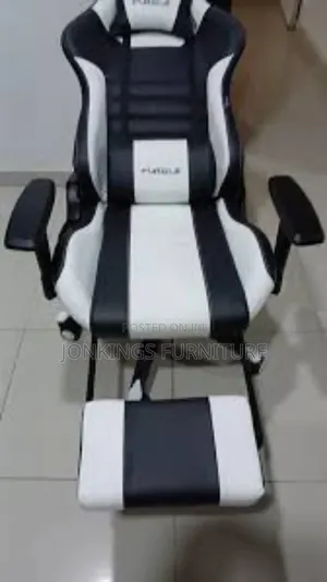 High Class Furgle Swivel Chair