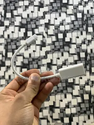 Hdmi to Mini Display Port Adaptor