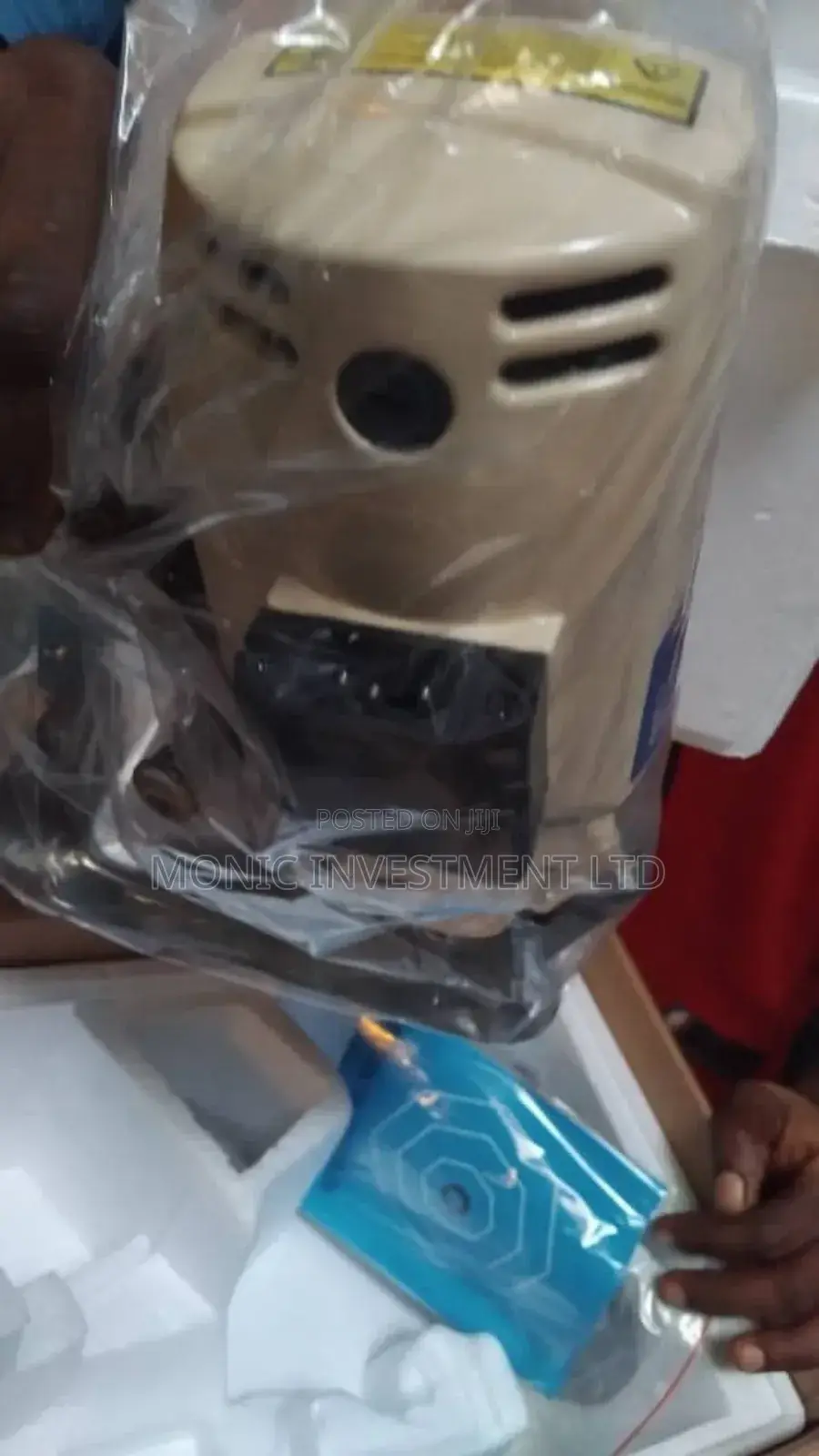 Cloth Cutting Machine
