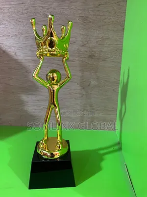 Trophy Gold, Crown