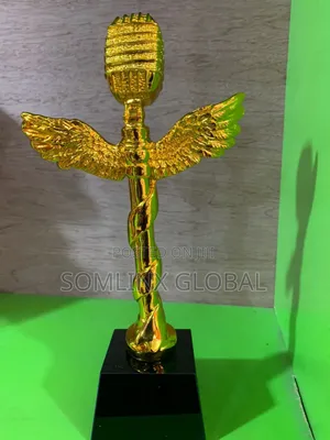 Gold Trophy Mic