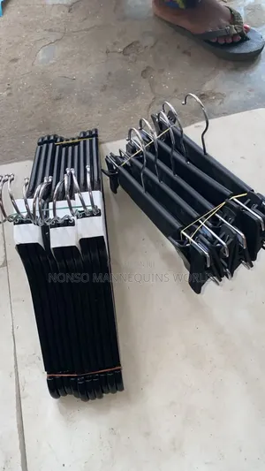10 Pieces A Pack Black Hangers
