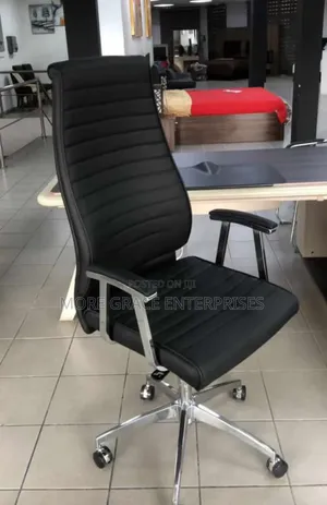 Executive Office Chair Swivel for Boss Office.