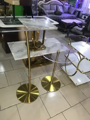 The United Foreign Gold Single Pole Pulpit