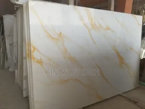 Marble Quartz 272x183cm