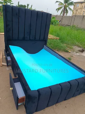 4.5x6ft Padded Black Bedframe With Drawers