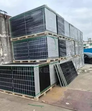 450w/550w/650watts Double Phase Charge Halfcut Mono Panel