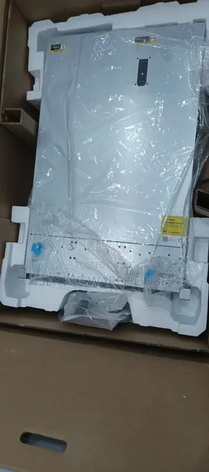 New Server HP ProLiant DL380 Gen9 32GB Intel Xeon HDD 2T