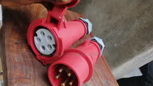 32amps 5pin German Sockets Ip44 Floor /Hanging